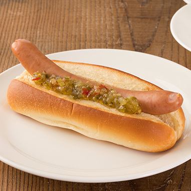 Coarsely ground sausage hot dog