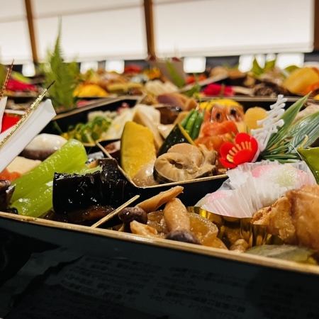 【外带】12月31日配送：御节料理双层盒装 32,000日元（不含税）（含税34,560日元）