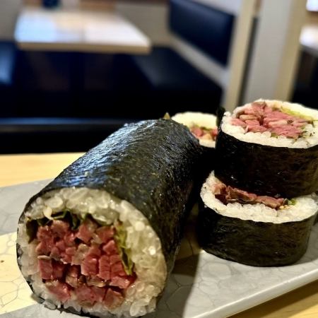 [Takeout] ★ February 3rd Setsubun ★ Roast beef roll 1,400 yen (tax included)