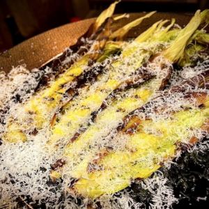皮付きヤングコーンのグリル