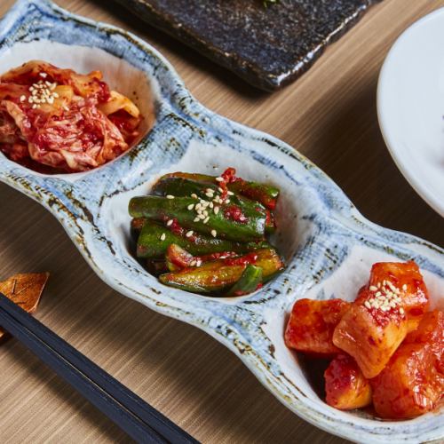 Assorted 3 kinds of kimchi