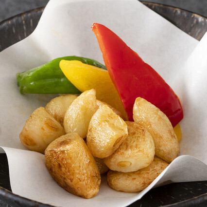 青森県産にんにく揚げ