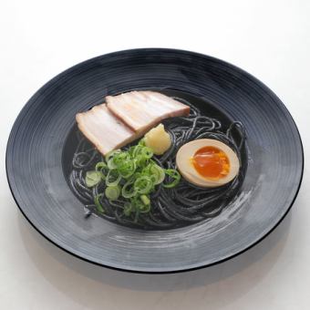 とんこつ焼き　黒ラーメン