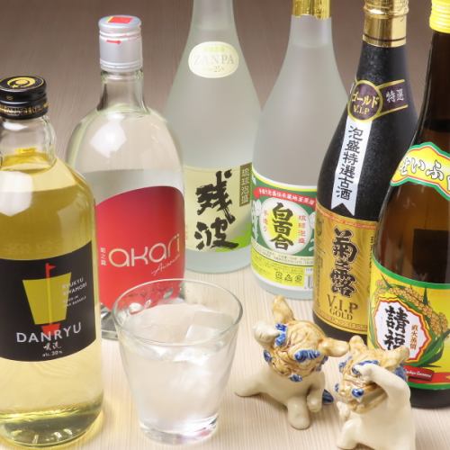 沖縄料理にぴったりの6種類の泡盛をご用意しております