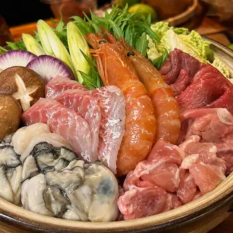 宴会に最適!5500円山家人気の鍋コース
