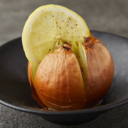 丸ごと玉ねぎのレモン焼き