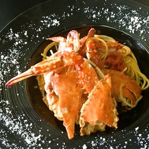 Migratory crab pasta (cream or tomato cream)