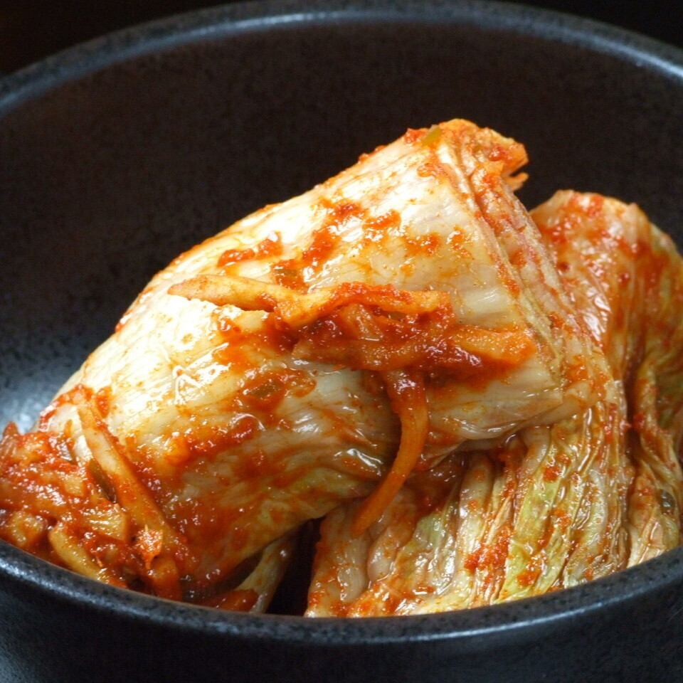 Our pride and joy, our homemade kimchi.We carefully pickle 20 types of carefully selected ingredients, all of which are made by hand, taking our time and effort to make them.I recommend it.