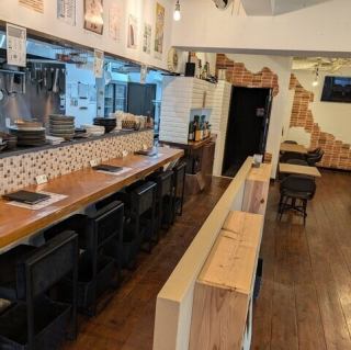 吧台 x 5 个座位