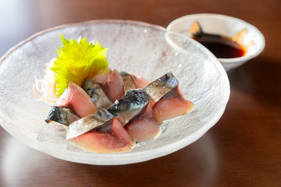 【しめさば】こだわりの鮮度抜群のサバをご堪能ください！お酒のお供にも◎