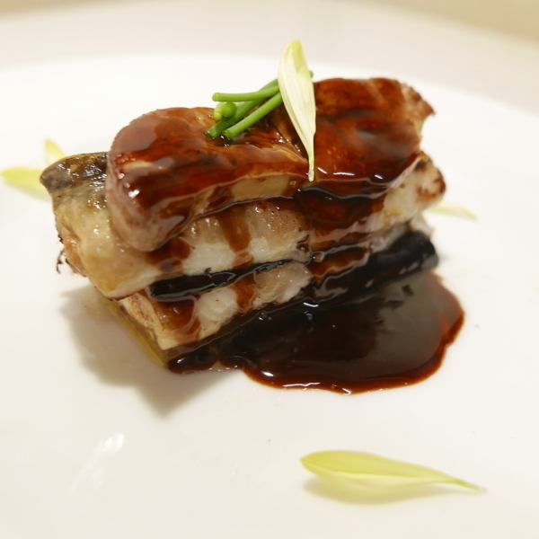 Boiled conger eel and foie gras