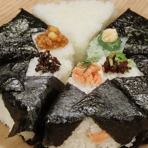 薬膳おにぎり