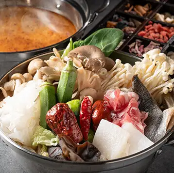 A wide variety of seasonal ingredients and ingredients that nourish the body.