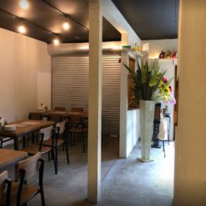 Table seats for 4 and 6 people are available in the simple and stylish store.It is also recommended for girls-only gatherings, mothers' gatherings, and drinking parties with friends.Enjoy authentic Mexican food and alcohol around the table.