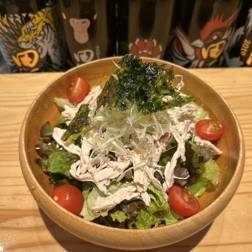 朝〆鶏むね肉の釜揚げしらすのチョレギサラダ