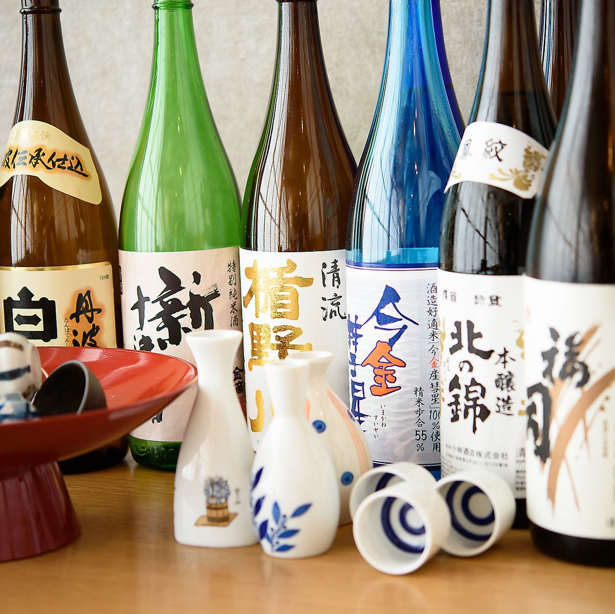 We offer a wide variety of sake carefully selected by our sake masters.