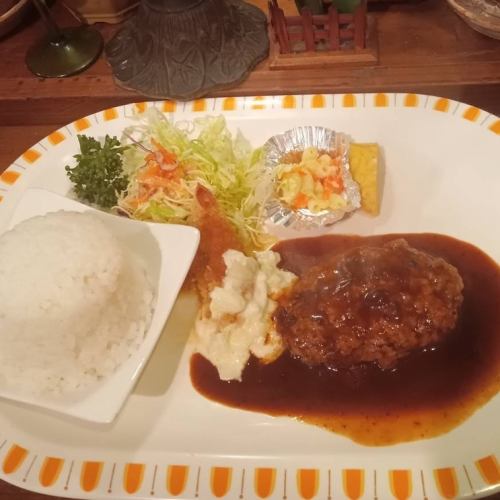 デミグラスハンバーグ