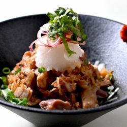 炙り鶏モツみぞれポン酢