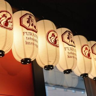 カウンター席もございます！ご友人とも、デートでもお使いください！