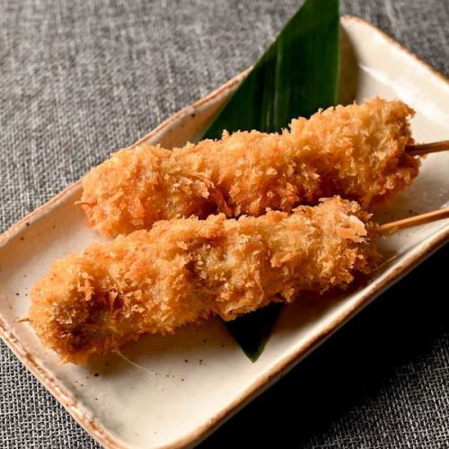 雞肉串配中等濃稠的醬汁（1串）