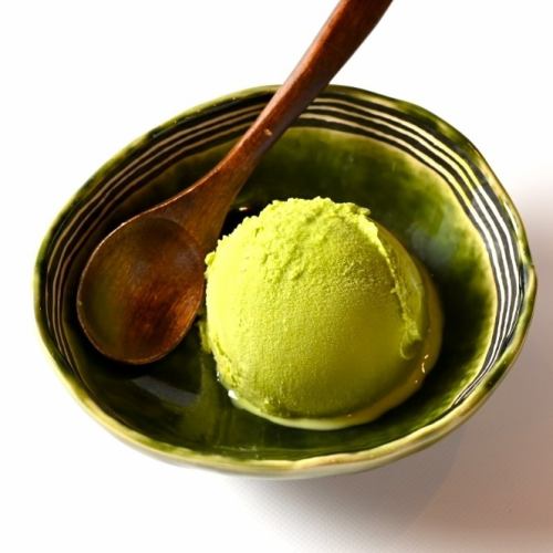 宇治抹茶冰淇淋