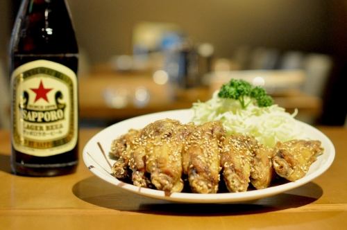 特製雞翅和赤星