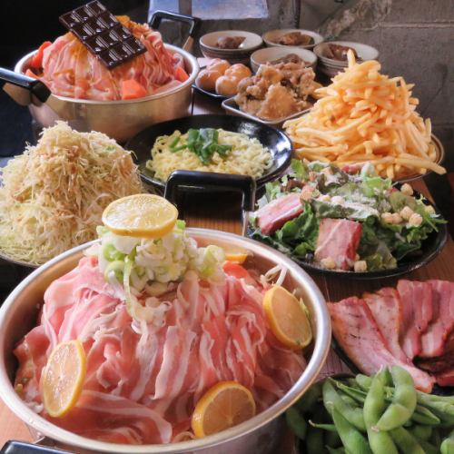 广岛坂场。快来享受著名的熟肉和广岛美食！