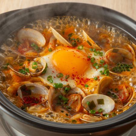 旨辛あさり鍋焼きうどん