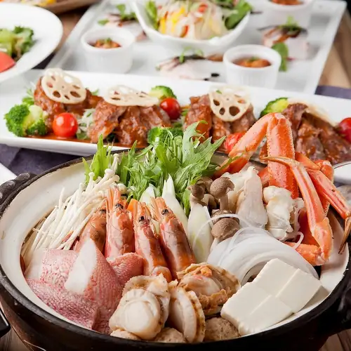 <Starting 11/24> Private Room Guaranteed: Selected (Hot Pot) Course - 8 dishes, 2 hours all-you-can-drink - ¥5830 ⇒ ¥5300 (tax included)