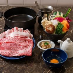 Sukiyaki course with 150g of Japanese black beef and Agu pork (pie pork) mix