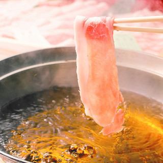 严选品牌猪肉!! 涮锅火锅套餐【含90分钟无限畅饮、共8道菜品】4,500日元（含税）