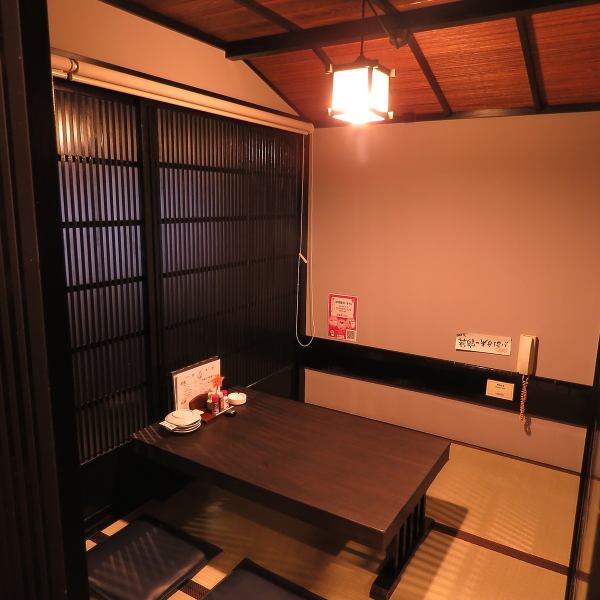 【人気の半個室席多数】少人数からもOKです！落ち着いた雰囲気で、ゆっくりとお愉しみ頂けます。新潟駅から徒歩3分なので、電車ぎりぎりまでOKです！2階席は喫煙可の席になります。人数も少人数から大人数まで調整可能です！お気軽にお問合せください。
