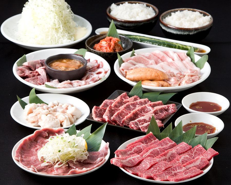 Selected Tottori Wagyu beef, ingredients from Tottori Prefecture, and sake