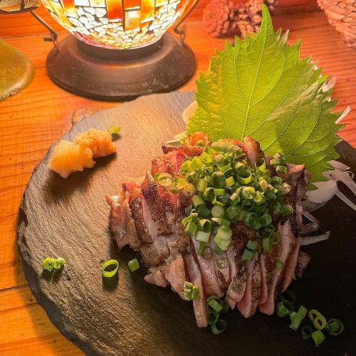 Red chicken sashimi