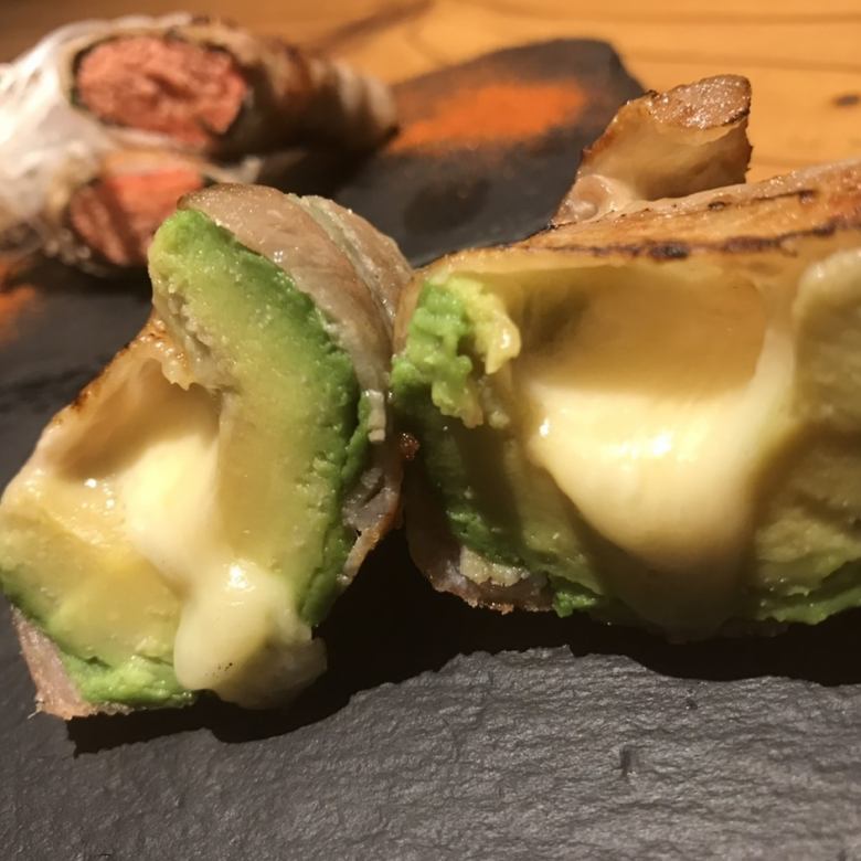 avocado cheese roll