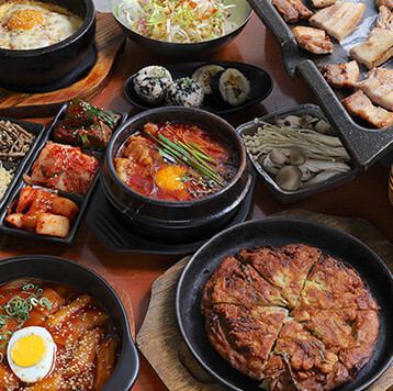 60種類超の豊富な韓国料理