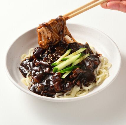 ジャージャン麺