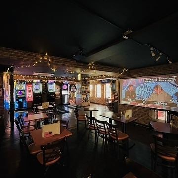 スポーツ観戦やイベント時☆大型スクリーン・プロジェクター・モニターございます!営業時間外でも貸し切りのご対応もさせて頂きます!お気軽にお問い合わせください♪