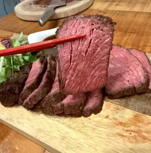 牛たたき~おろしシャリアンピンソース~