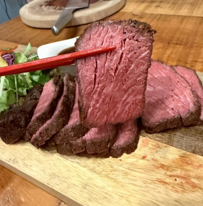 牛たたき~おろしシャリアンピンソース~