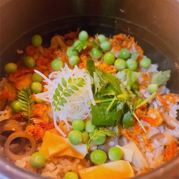 【旬な食材を使用◎】炊き立ての土鍋を堪能◎