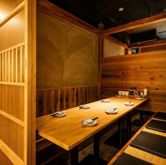 個室/半個室はベンチシートでごゆっくりお寛ぎいただけます♪