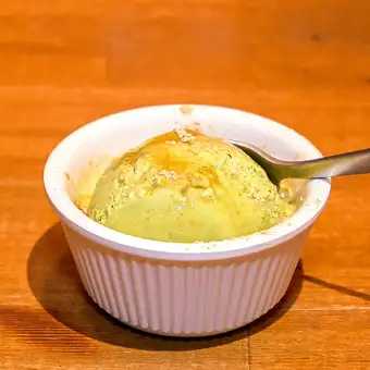 抹茶黄豆粉冰淇淋