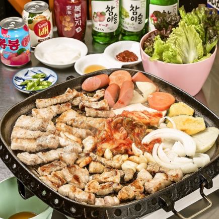 [Dinner Samgyeopsal Course] Kimchi, Samgyeopsal, Chige, etc. 2,630 yen