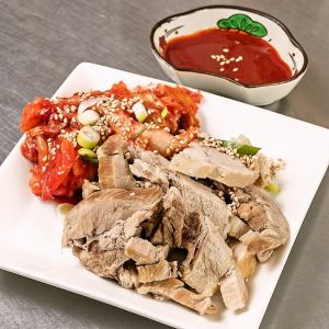 Bossam (steamed pork) with kimchi