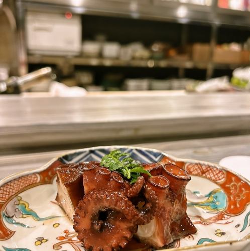【ぽんしゅや名物大きな窯で炊き上げるほかほかおでん】
