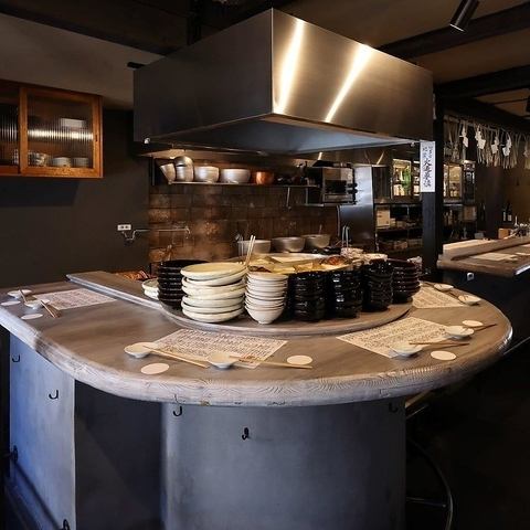 古民家をリノベーションしたお洒落な店内。落ち着いた雰囲気が◎
