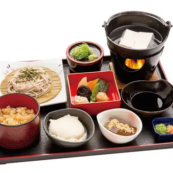 クーポン利用で800円OFF！湯豆冨の付いたBコース『保津川（ほづがわ）』