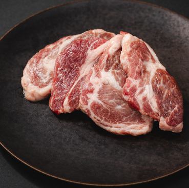 厳選ラムの特上肩ロース!