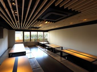 [Digging rugged tatami room] 6 seats x 6 tables / The digging rugged seats where you can lower your feet are not tiring even if you stay for a long time, so it is a nice seat for families with children.Private room banquets for up to 40 people are also available, such as various banquets and gatherings with relatives such as ceremonies and legal affairs.